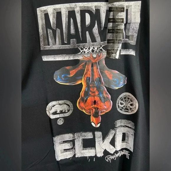 Marvel x Ecko - Spider-Man - Large Black T Shirt - BNWT 🕸️🕷️🔴🔵 - Picture 2 of 5